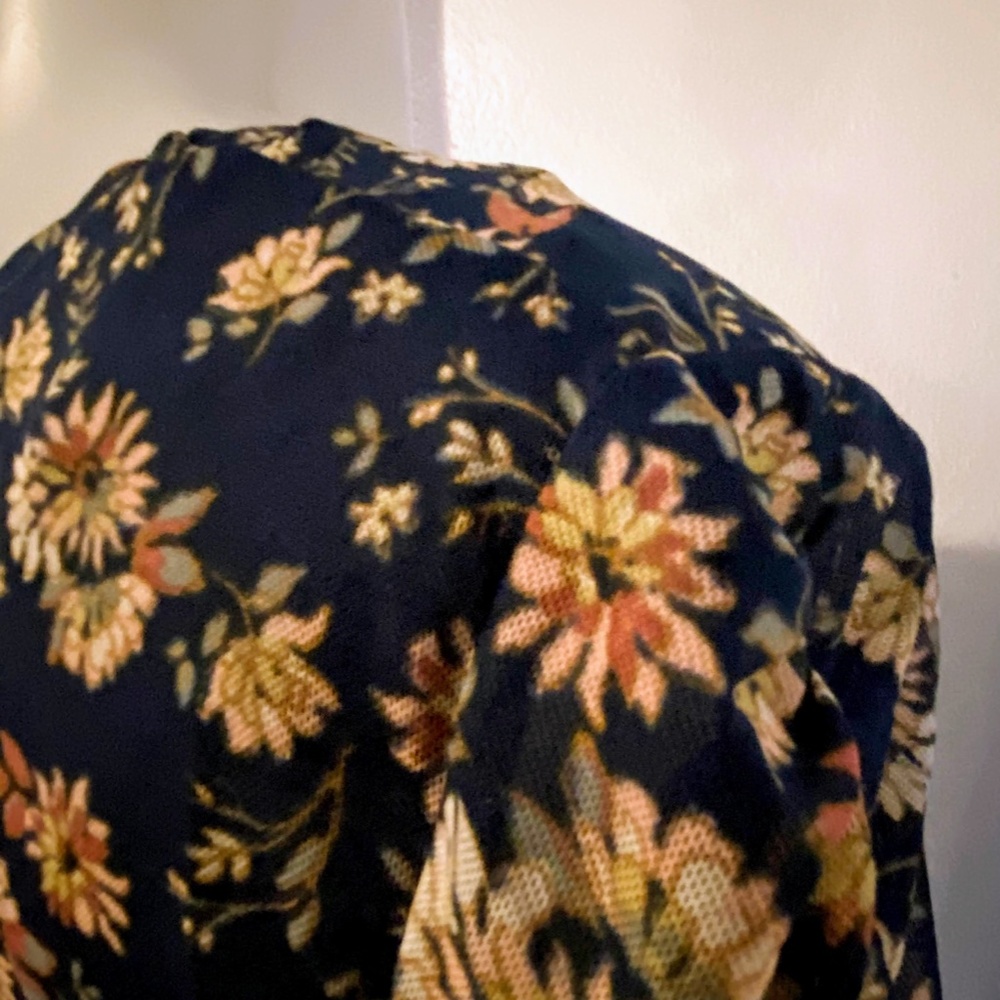 American Rag - Picture 7 of 9